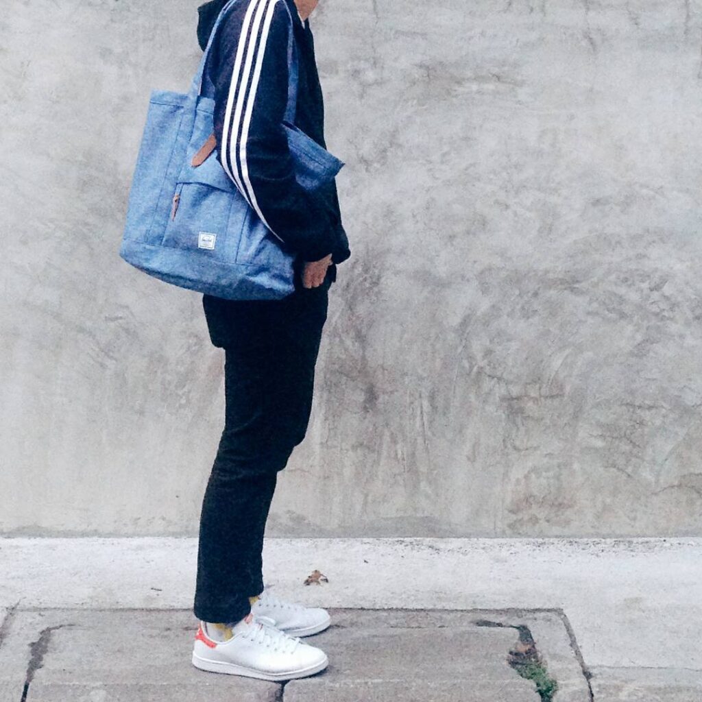 Herschel Supplyトートバッグ