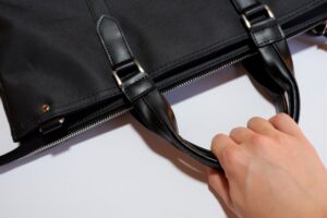 メンズファッションにおけるカバンの重要性とは？具体的な種類と合わせて解説