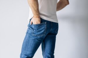 男性がOラインを脱毛するメリットは？Oライン脱毛の痛みや料金をご紹介
